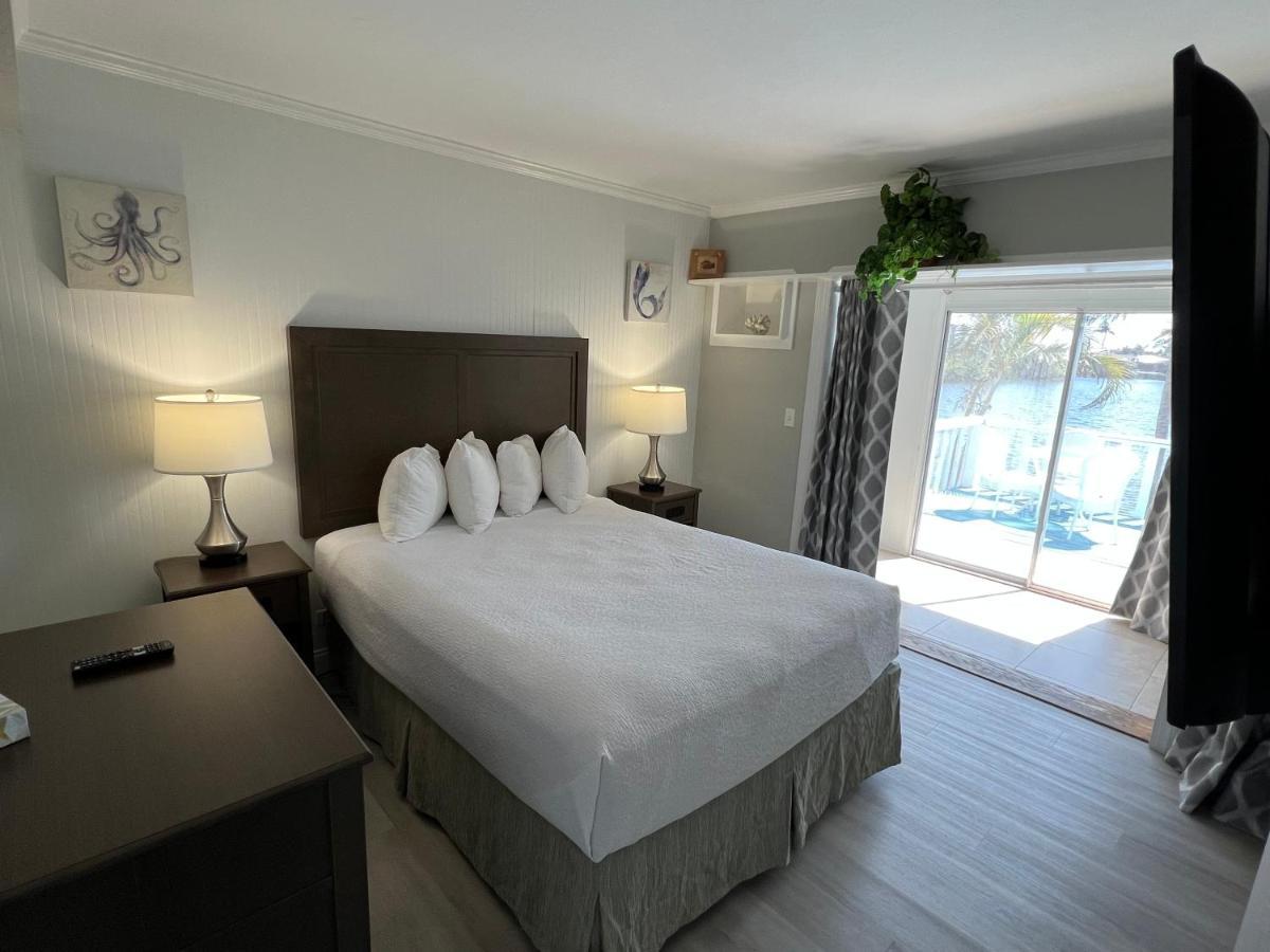 Marco Island Lakeside Inn Eksteriør billede