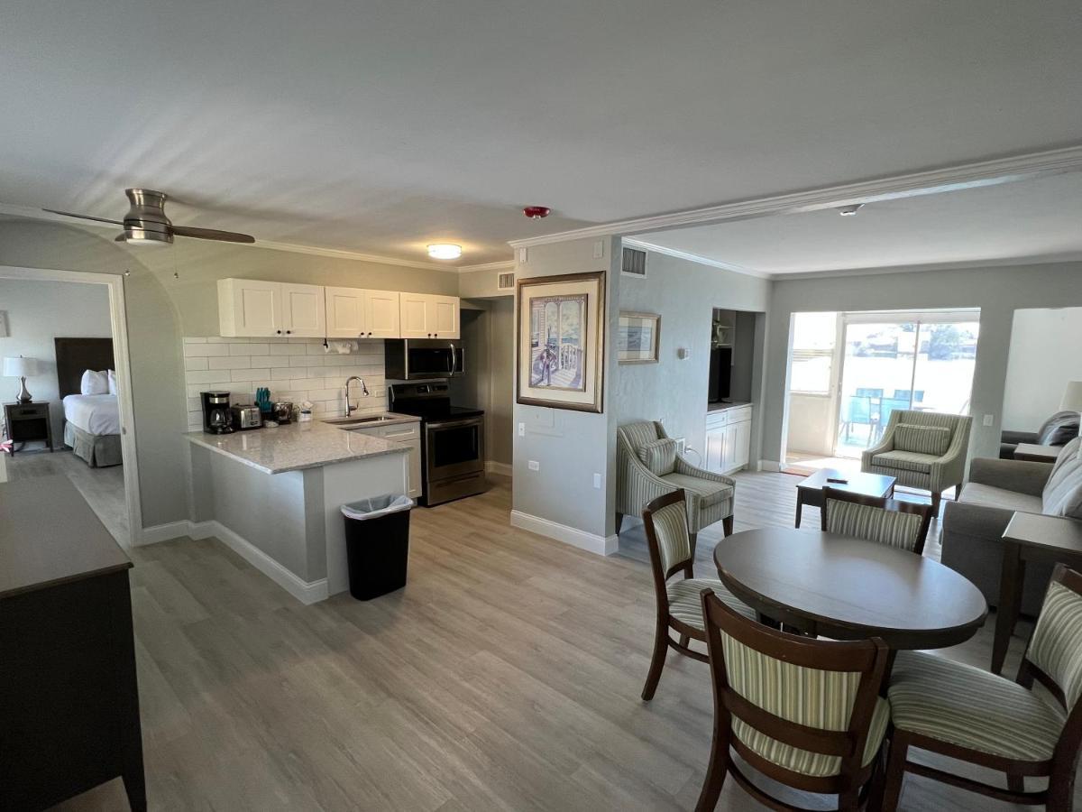 Marco Island Lakeside Inn Eksteriør billede
