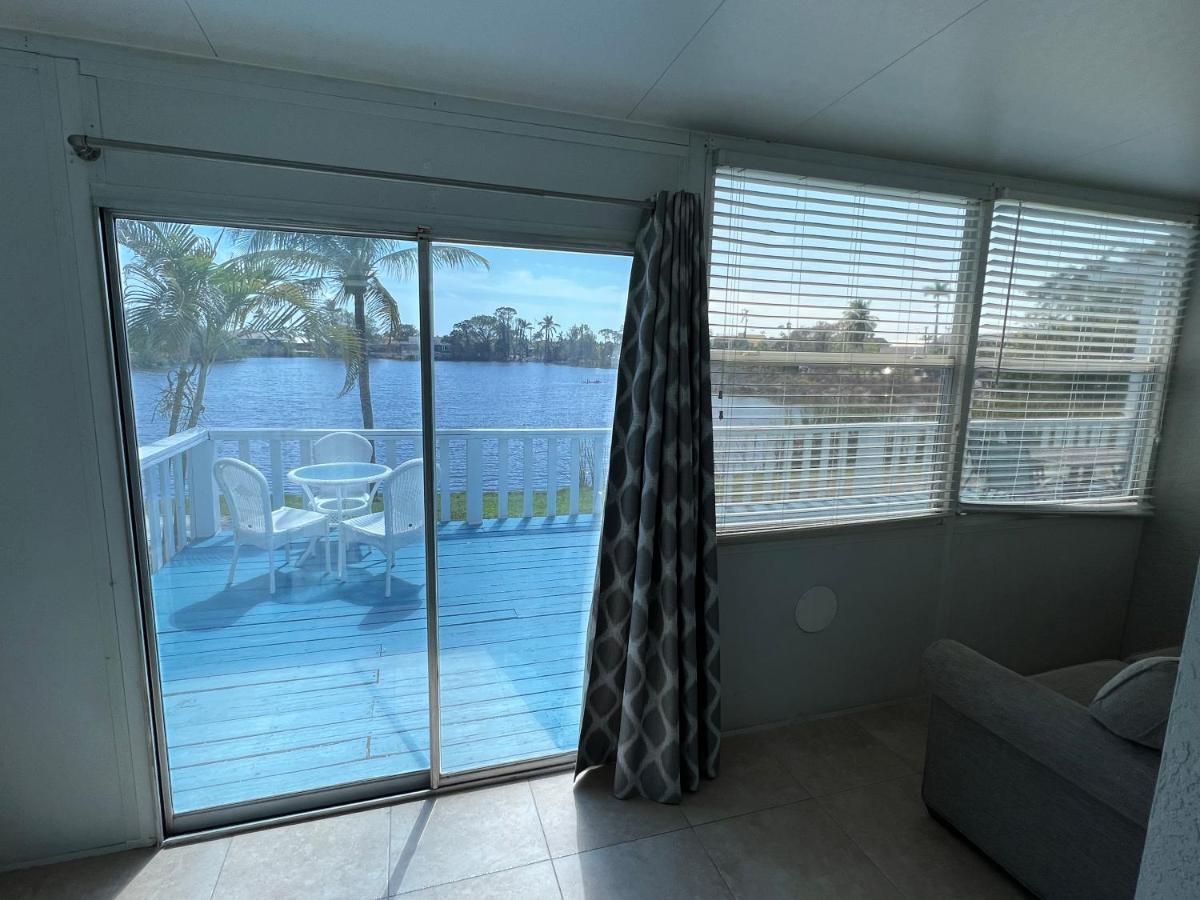 Marco Island Lakeside Inn Eksteriør billede