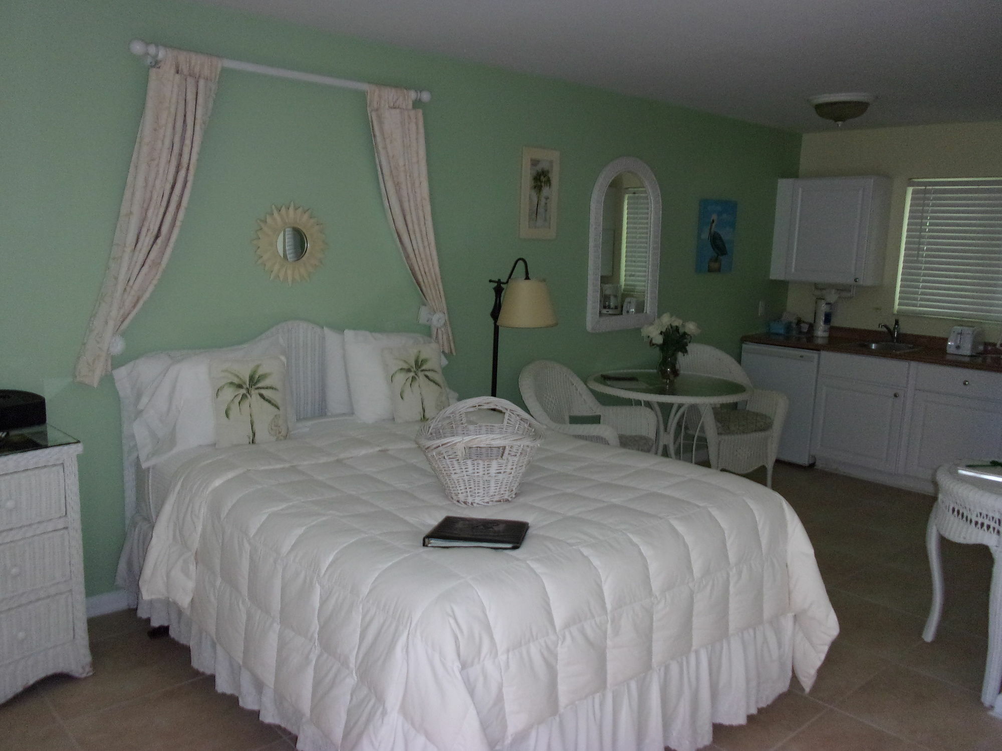 Marco Island Lakeside Inn Eksteriør billede