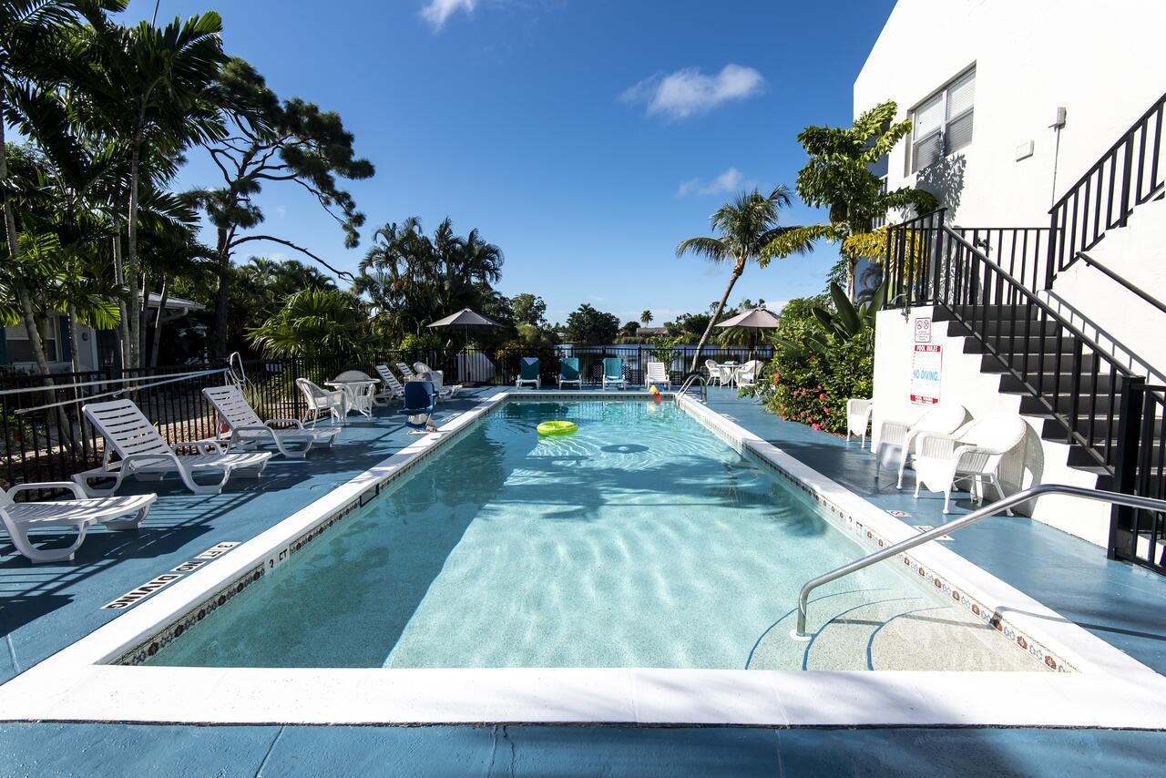 Marco Island Lakeside Inn Eksteriør billede